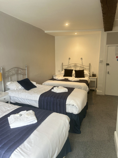 Bedroom 2, The Beaufort Hotel, Monmouthshire