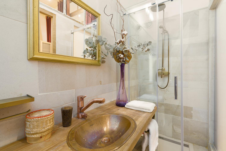 Bathroom 4, La Maison Verte Sete, Hérault
