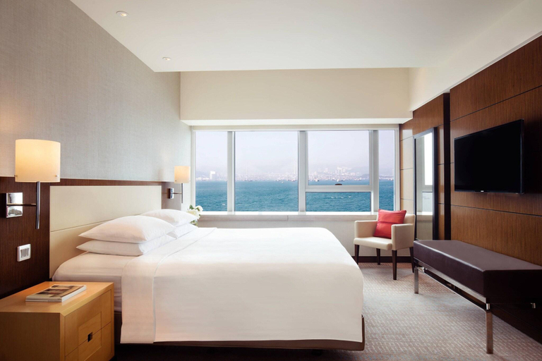 Bedroom 3, Courtyard by Marriott Hong Kong, Hong Kong Island