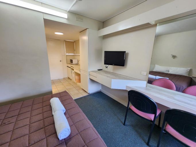 Bedroom 24