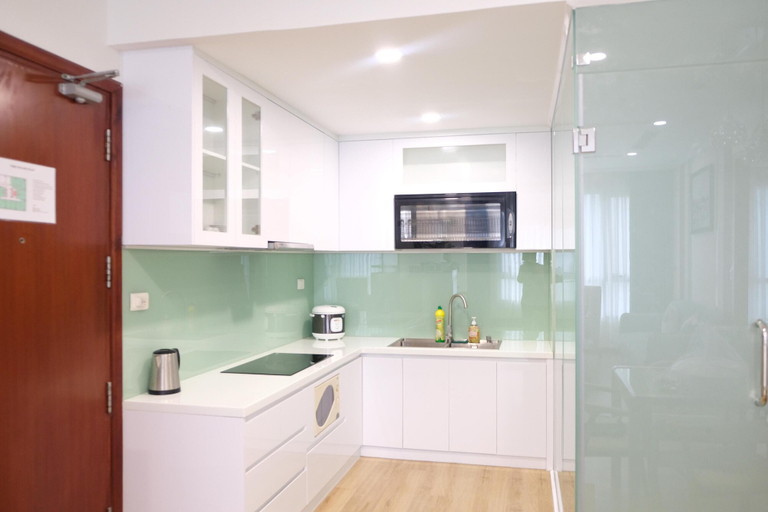 Others 5, Spacious 2BR Lancaster, District 1
