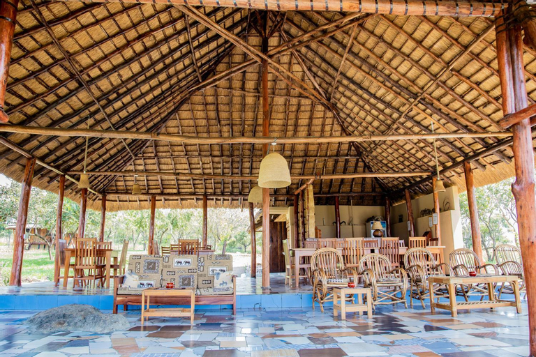 Food & Drinks 4, Mama Washindi Lodge, Nwoya