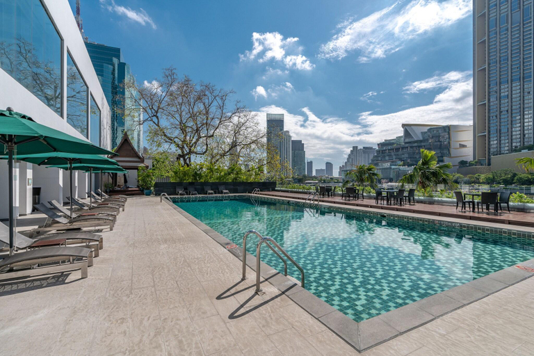 Sport & Beauty 2, Royal Orchid Sheraton Riverside Hotel Bangkok, Bang Rak