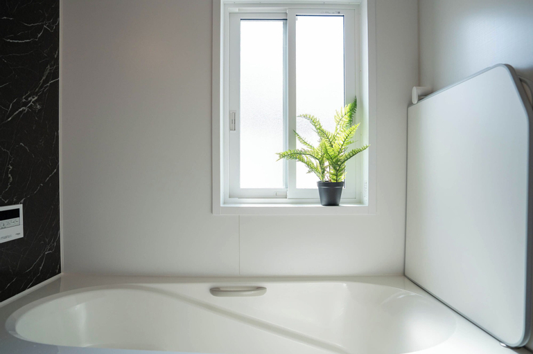Bathroom 12