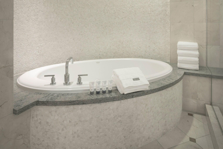 Bathroom 5, Westin Kierland Resort & Spa, Maricopa