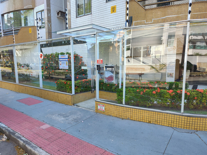 Exterior & Views, Hostel for One: quarto e banheiro privativos, Vitoria