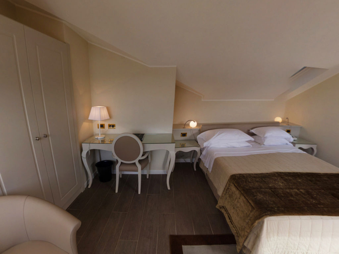 Bedroom 22