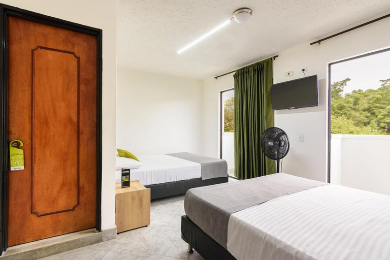 Bedroom 3, Hotel Balcones del Estadio, Medellín