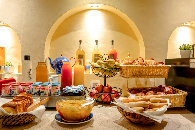 Food & Drinks 4, Villa Royale Montsouris, Paris