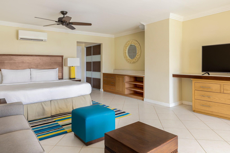 Bedroom 3, Turtle Beach