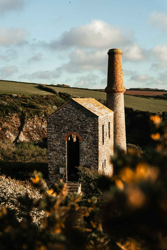 Exterior & Views 2, K3 Kudhva Treehouse Cabin in Tintagel, Cornwall