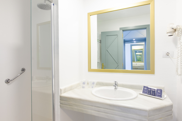 Bathroom, KN Hotel Matas Blancas Only Adults, Las Palmas