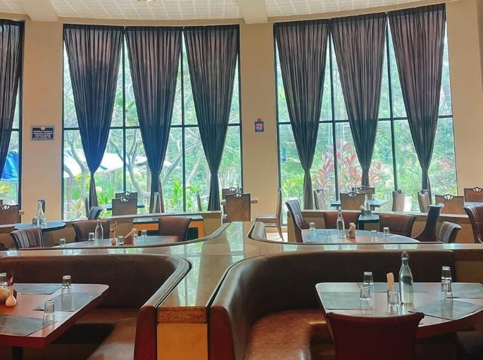 Food & Drinks 5, Neelams The Glitz, North Goa