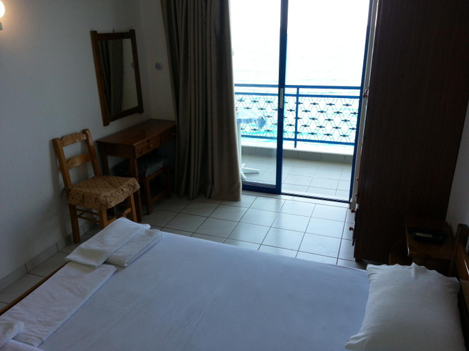 Bedroom, Angelos Hotel, Crete