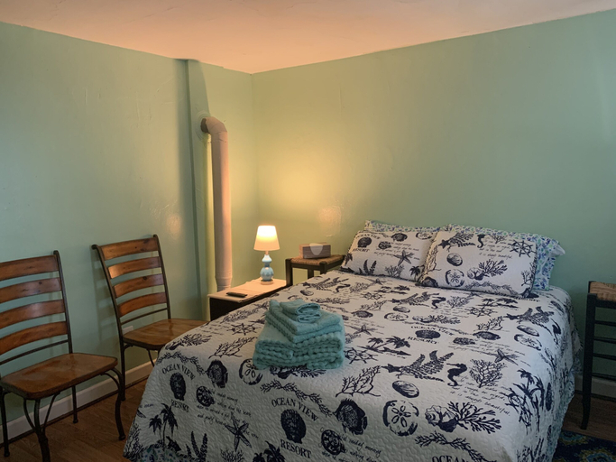 Room, Beach Side Studio #3 Apts by RedAwning, Norfolk