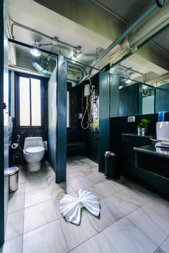 Bathroom 8