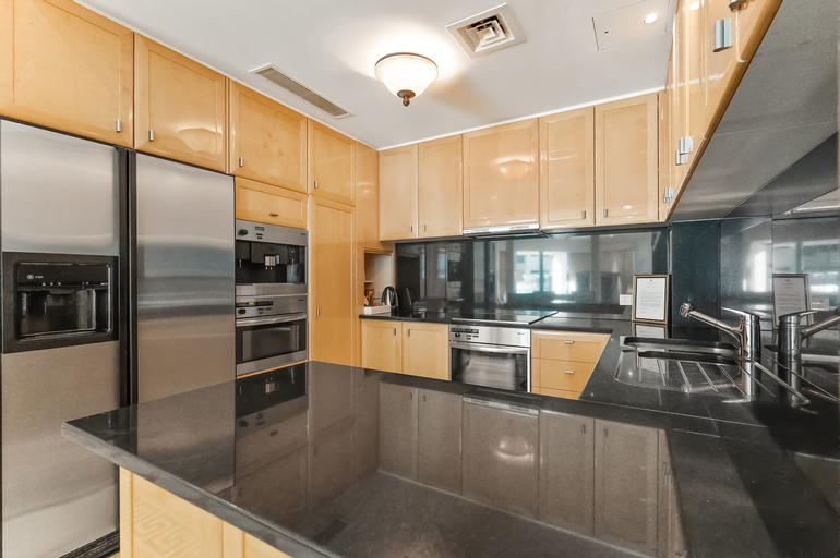 Dining Room 11