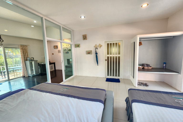 Bedroom 23