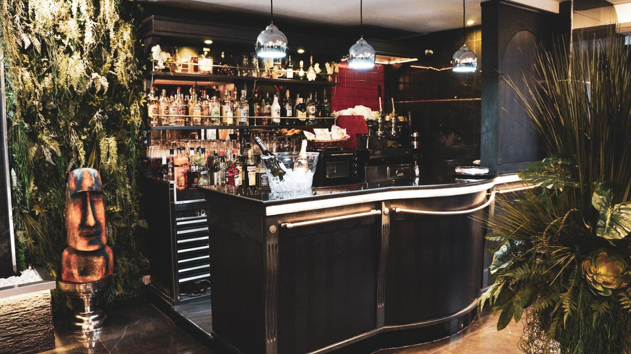 Food & Drinks 5, Meeting Hotel, Napoli