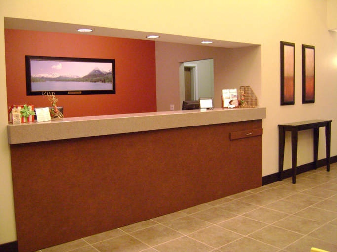 Public Area, Aspen Hotel Soldotna, Kenai Peninsula