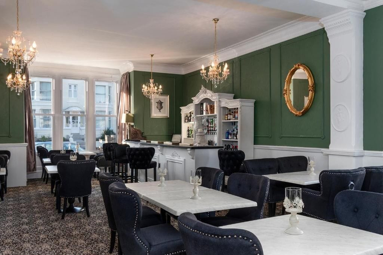 Food & Drinks 4, Lansdowne House with Private Car park, Conwy