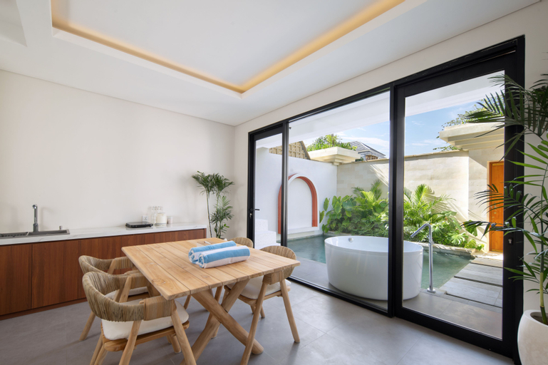 Dining Room 5