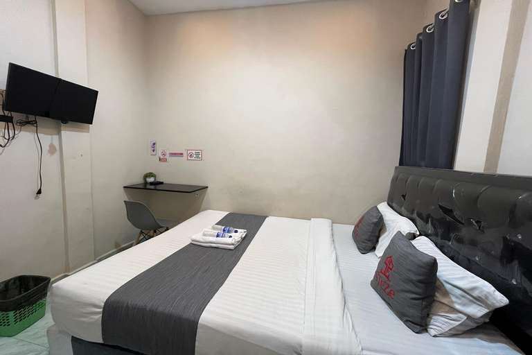 Bedroom 8