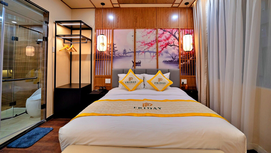 Bedroom 4, HANZ Friday Premium Hotel, District 10