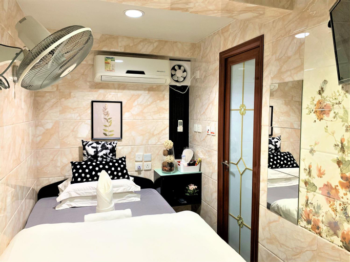 Bedroom 13
