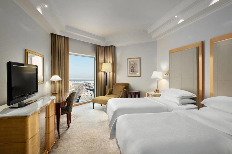 Bedroom 4, Sheraton Dammam Hotel & Towers, Dammam
