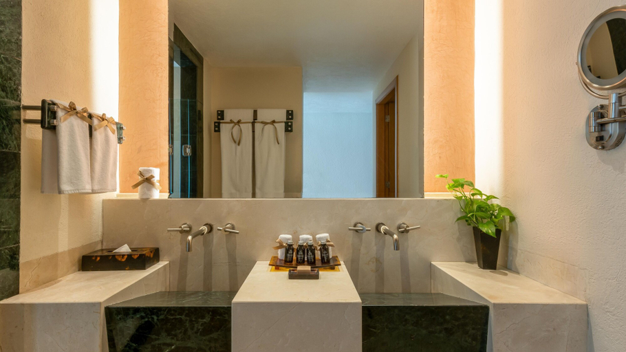 Bathroom 4, Grand Park Royal Cancun - All Inclusive, Benito Juárez