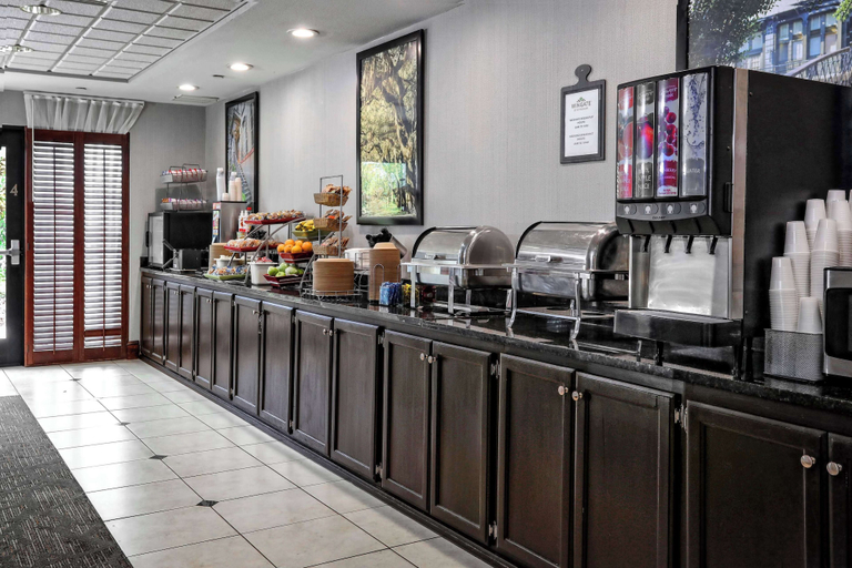 Food & Drinks 5, Wingate by Wyndham Savannah/Pooler, Chatham