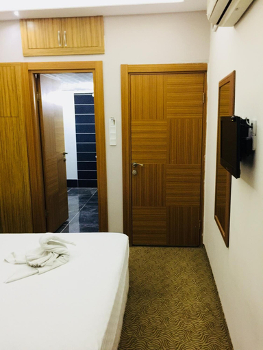 Bedroom 4, Lara Kapris Hotel, Antalya