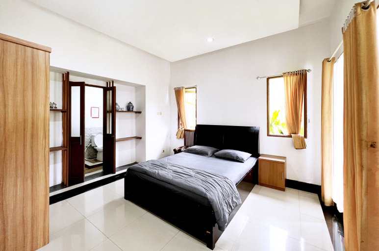 Bedroom 3, Villa Varina Puncak, Private Pool With Mountain View, Bogor