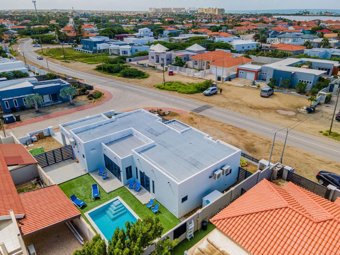 Exterior & Views 2, Brand New Modern Villa w 3BR 2 5BA Privatepool