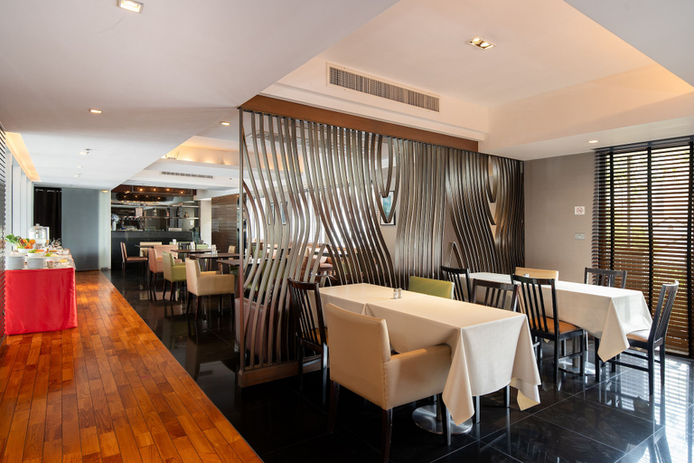 Food & Drinks 5, Lily Hotel Bangkok, Bang Na