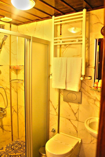Bathroom 5, Aksehir Butik Hotel-Hasan Muallim Konukevi, Akşehir