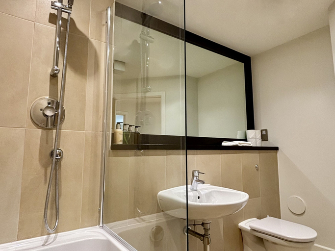 Bathroom 4, Your Space Apartments - The Hamilton's, Cambridgeshire
