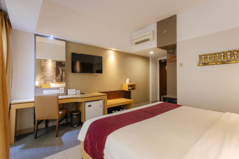 Bedroom 12