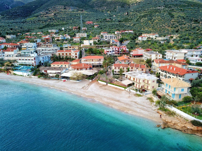Exterior & Views 1, Fotopoulos Apartments, Peloponnese