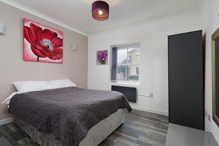 Bedroom 3, Flat 7 - Apartment for 2 in Town Centre, North Yorkshire