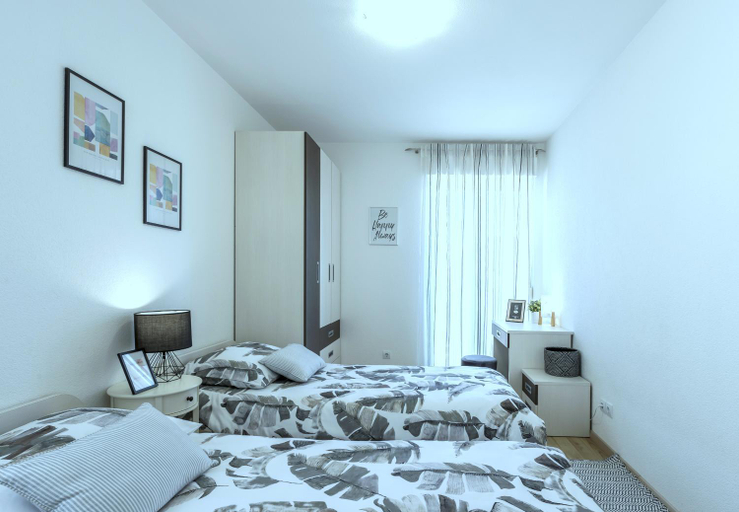 Others 4, Iris beach apartments, Kaštela