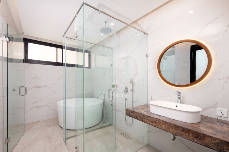 Bathroom 2