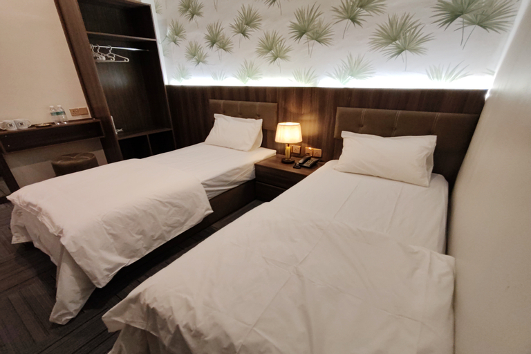Bedroom 12