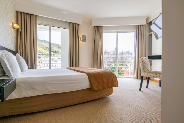 Bedroom 3, White Waters, Machico