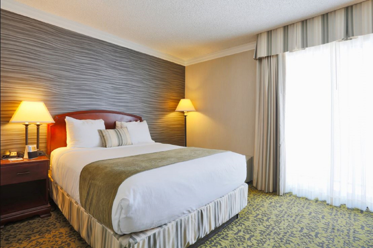 Bedroom 3, Salt Lake Plaza SureStay Collection by Best Wester, Salt Lake