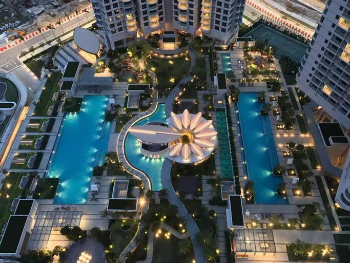 Teega Modern 4BR 12pax pooltable, Johor Bahru