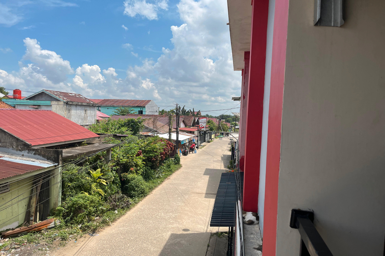 Exterior & Views 7
