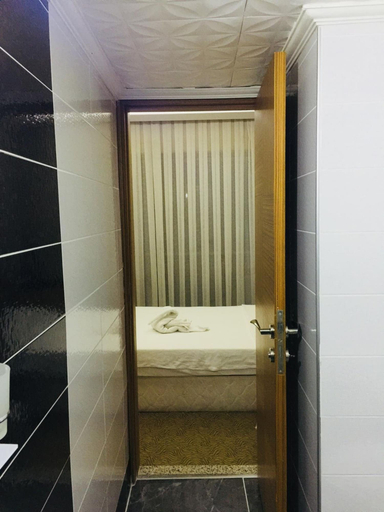 Bathroom 5, Lara Kapris Hotel, Antalya