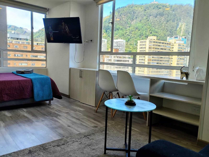 Others 5, Varun Luxury, Santafé de Bogotá